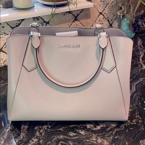 michael kors grey handbag (used once)